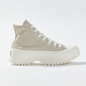 Converse Chuck Taylor All Star Lugged 2.0 Platform Sneaker 9